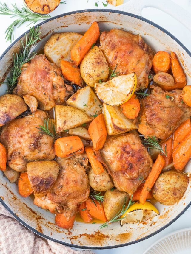 Rosemary Garlic Lemon Chicken Thighs BEYOND THE NOMS